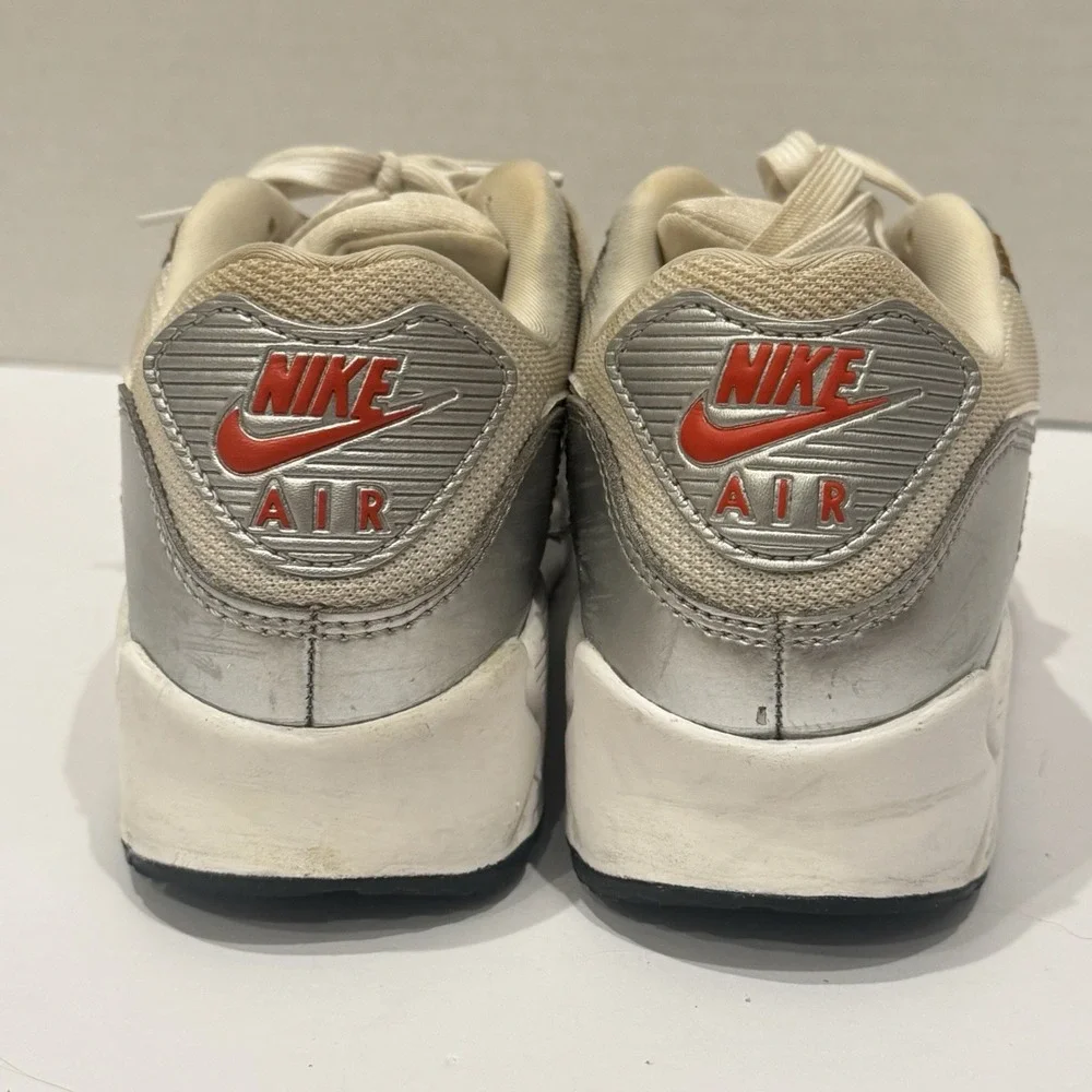 Nike Air Max 90 SE White Metallic Charmed Womens 7.5 High Top Sneaker DJ6208-100
